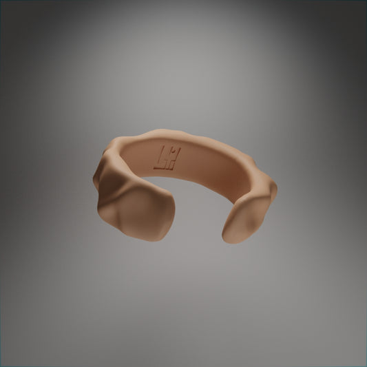 PLANET BRACELET in almond silk