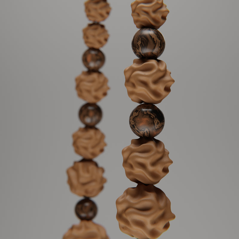 PLANET NECKLACE in golden dune