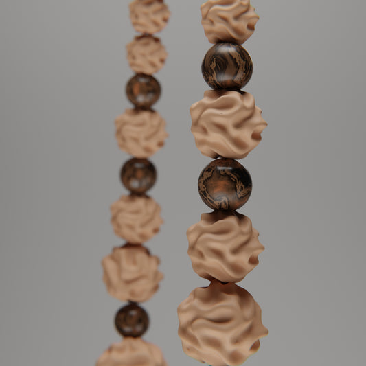 PLANET NECKLACE in amber silk