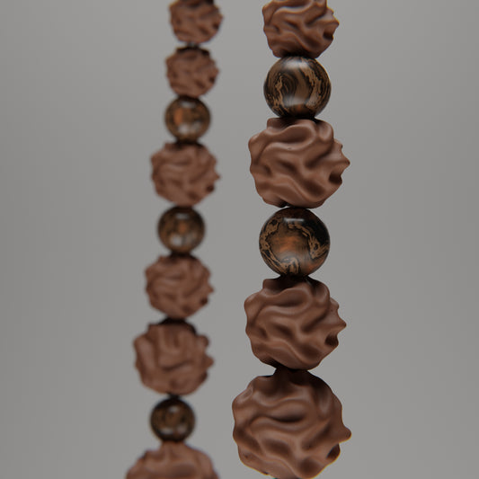 PLANET NECKLACE in velvet umber
